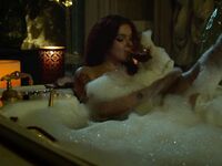 Ariel Winter Nude Picture Gallery