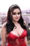 Ariel Winter Nude Picture Gallery