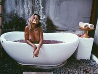 Julia Rose xxx photos