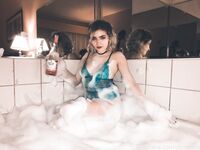 cloveress onlyfans full set