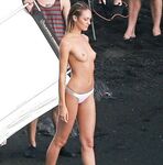 Candice Swanepoel Nude Pics