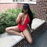 PHFame nude picture gallery