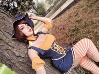 serinide new nude photos