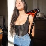 hitomi mochizuki nude picture gallery