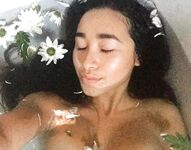 hitomi mochizuki nude picture gallery