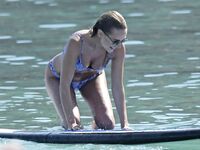 Amy Jackson Instagram nude picture gallery