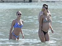 Amy Jackson Instagram nude picture gallery