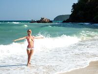 Delilah G - Stunning 18