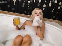 Minxx Marii - Karup's Hometown Amateurs 2