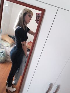 Milla ASMR amateur porn photos