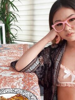 Lulu Chu - I Know That Girl