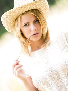 Jana Davis - This Years Model