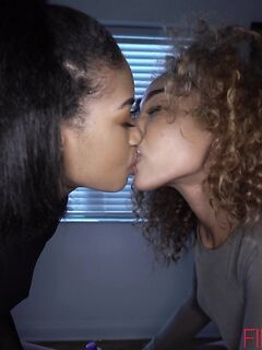 Brixley Benz,  Isla Ibiza - Filthy Massage