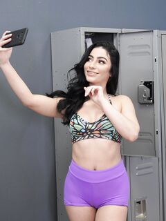 Jasmine Vega - Bang!