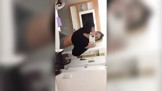 emmy elliott instagram new nude video