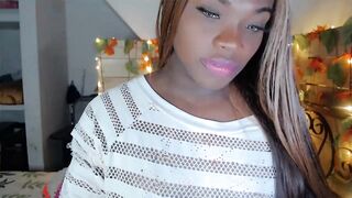 Xxluisaahott 01-Jun-21 Posing On Webcam