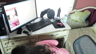 I Masturbate To Random Guys On Omegle