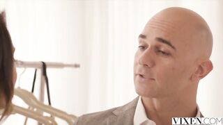 Vixen Ig Model Seduces Her Designer