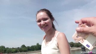 German Scout - 19 Jahre Alte Mia Nach Der Uni In Arsch Gefickt Bei Casting