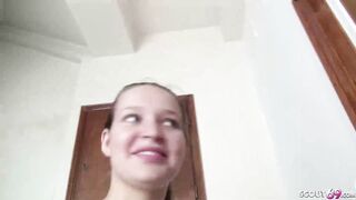 German Scout - 19 Jahre Alte Mia Nach Der Uni In Arsch Gefickt Bei Casting