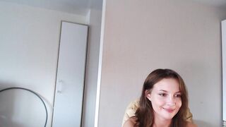 Jennycutey sex chat cam 17 August 2020