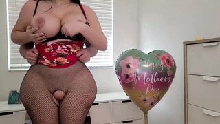 On Mothers Day My Curvy Step Mom Said Take The Condom Off & Creampie In Her