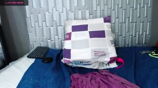 violeta__09 in web chat 06-12-2021