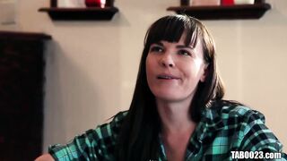 Chastity Lynn Fucks An Older Woman