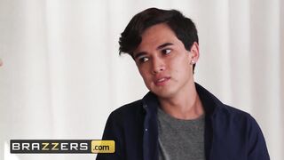 Horny Babe Paige Owens Gets Dp In Threesome - Brazzers