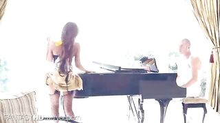 Fantasy Hd - French Maid Fucked While She Works