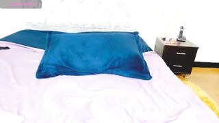 Bad_1girl fucking 15 June 2021