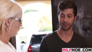 Stepdaughters Boyfriend Gets Seduced By Mom