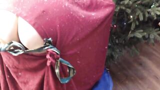 Christmas Pawg Surprise! - Erin Electra