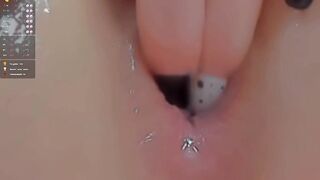 Blondebab3 19-Aug-20 on webcam