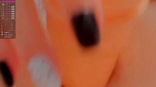 Blondebab3 19-Aug-20 on webcam