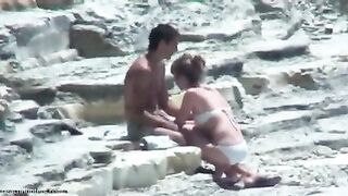 Shy Couple Fuking On The Beach!