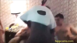 172-amateur Wife Gangbang