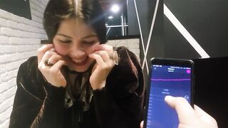 Making Girlfriend Cum In Public Restaurant