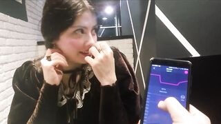 Making Girlfriend Cum In Public Restaurant