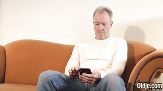 Omg My Dad Fucks Young Cleaning Lady After She Seduces Him With His Tight Pussy And Sexy Outfit She Sucks His Cock And Lets The Daddy Fuck Her Wet Pussy Hardcore On The Couch