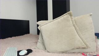 Sweethornytanya cam nude (07-08-2021)