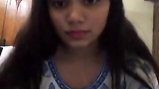 Desi Girl Records Nude Video For Bf