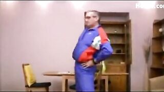 Dos Alumnas Quieren Una Subida De Nota Y El Profesor Se La Da