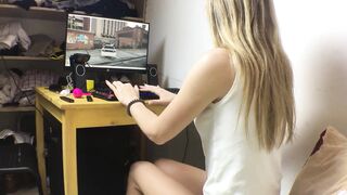 The Girl Was Playing Gta 5, Got Distracted And Asked To Suck