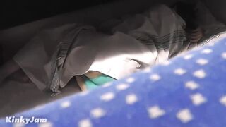 Girl Masturbating And Cums On The Train!