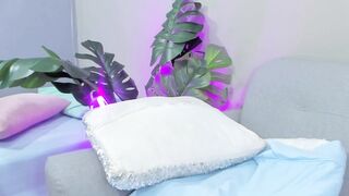 whiite_snow chat erotic video 07-13-2021