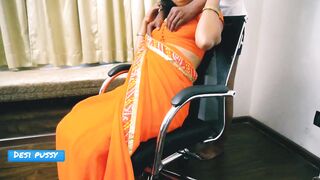 Reshma Aunty Fucked By Mechanic Munna