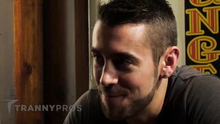 Cis Couple Turned On By Hot Trans Bartender -trannypros