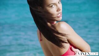 Vixen Latina Sugar Baby Satisfies Her Daddy On Vacation