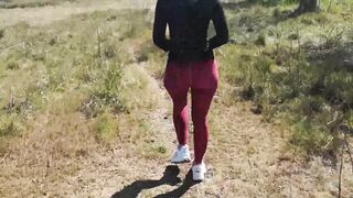 Dopounmese Di Quarantena, Esce Per Camminare,vieneseguitascopata All Aperto